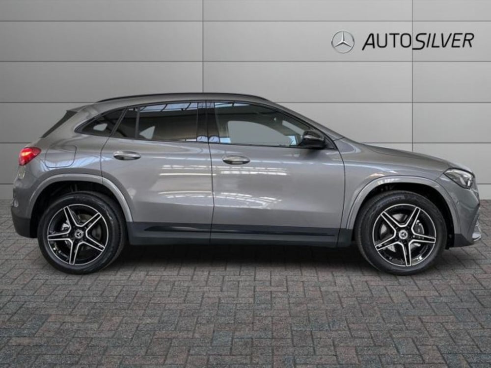 Mercedes-Benz GLA SUV nuova a Verona (5)