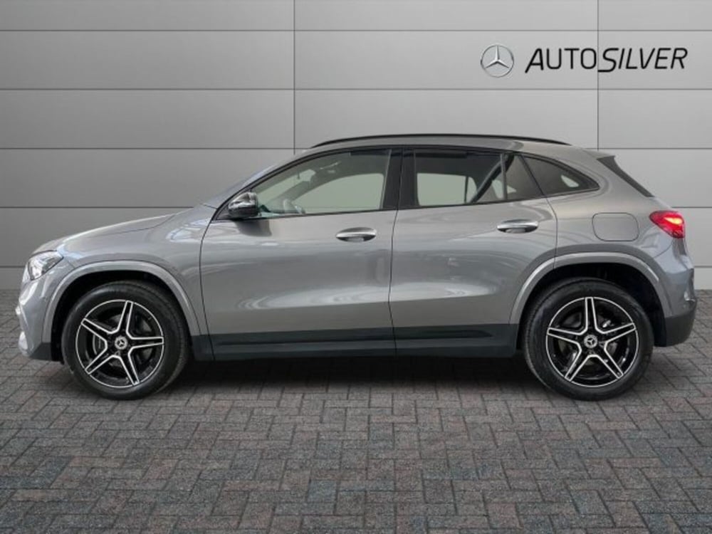 Mercedes-Benz GLA SUV nuova a Verona (6)