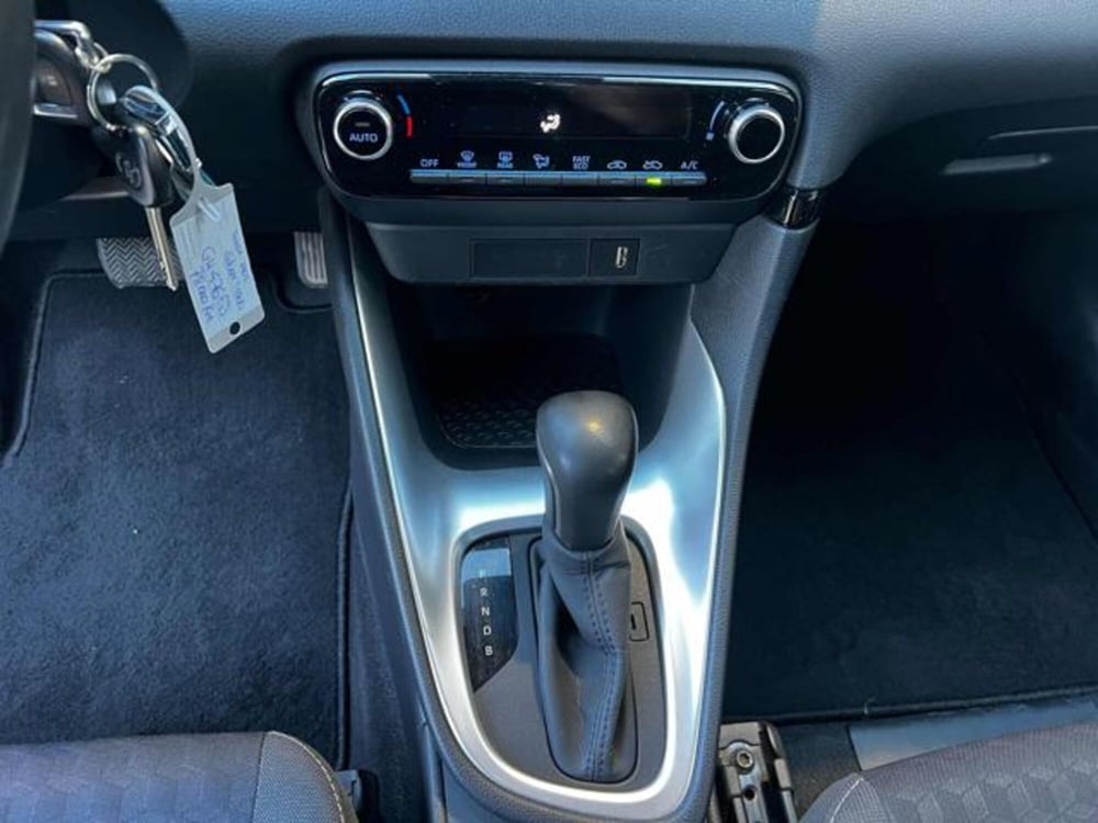 Toyota Yaris Cross usata a Sassari (13)
