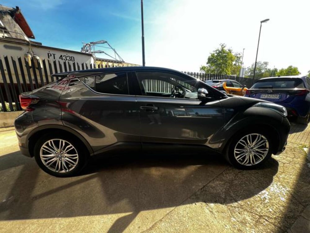 Toyota Toyota C-HR usata a Sassari (5)