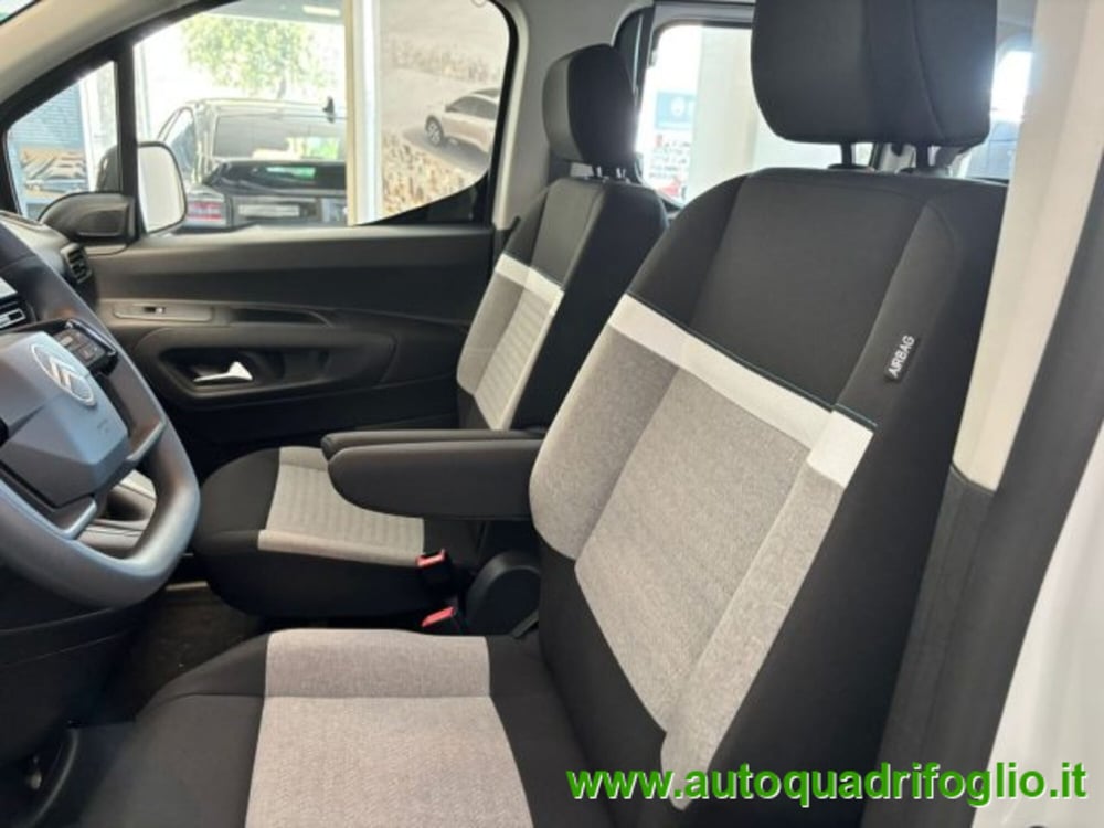 Citroen Berlingo nuova a Savona (9)
