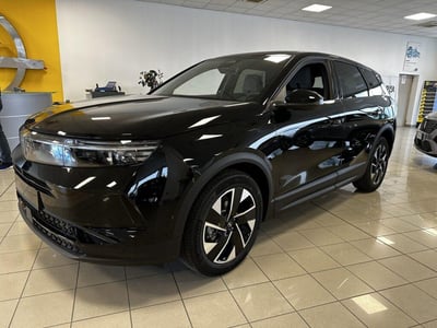 Opel Grandland 1.2 hybrid Edition 145cv e-dcs6 nuova a Moncalieri