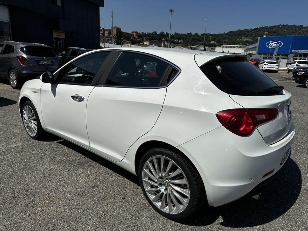 Alfa Romeo Giulietta usata a Torino (4)