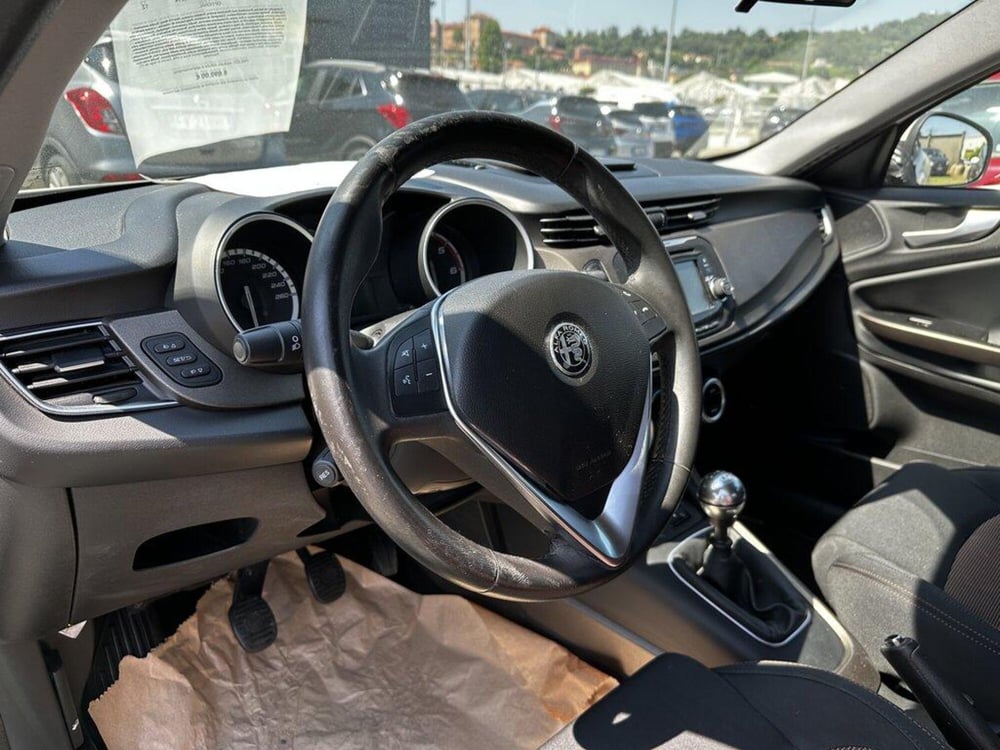Alfa Romeo Giulietta usata a Torino (8)