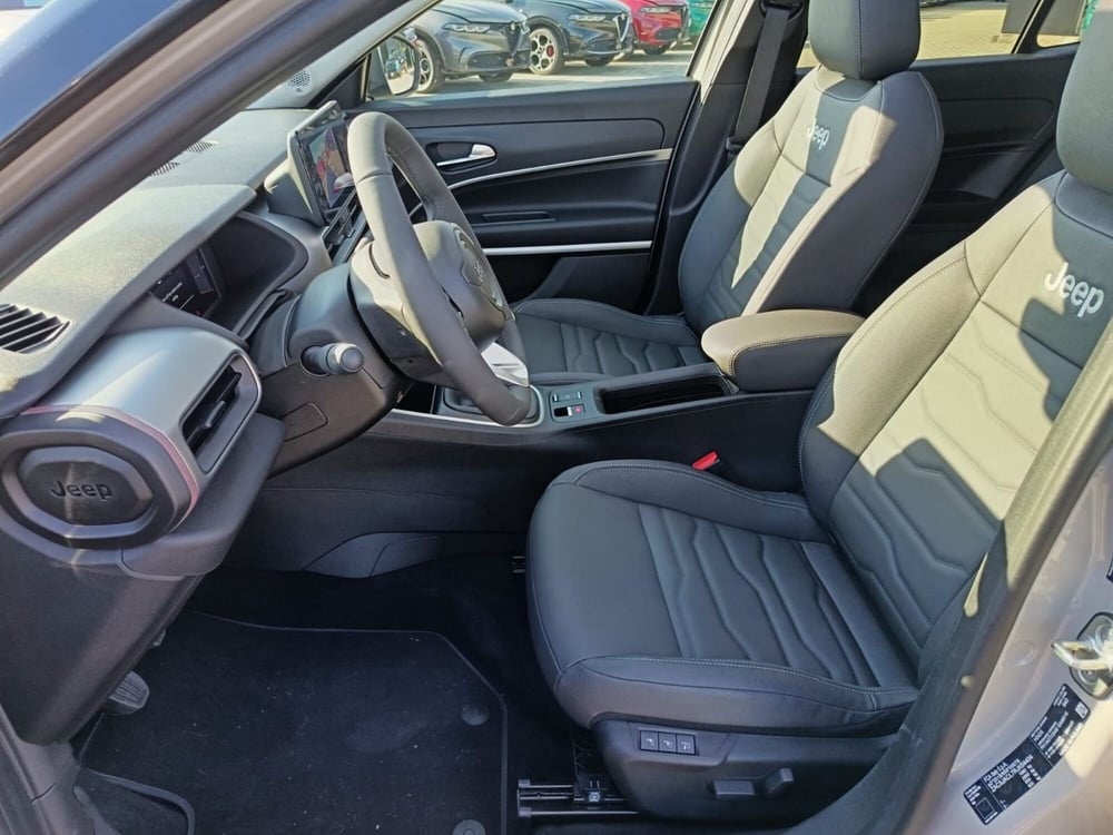 Jeep Avenger nuova a Alessandria (15)