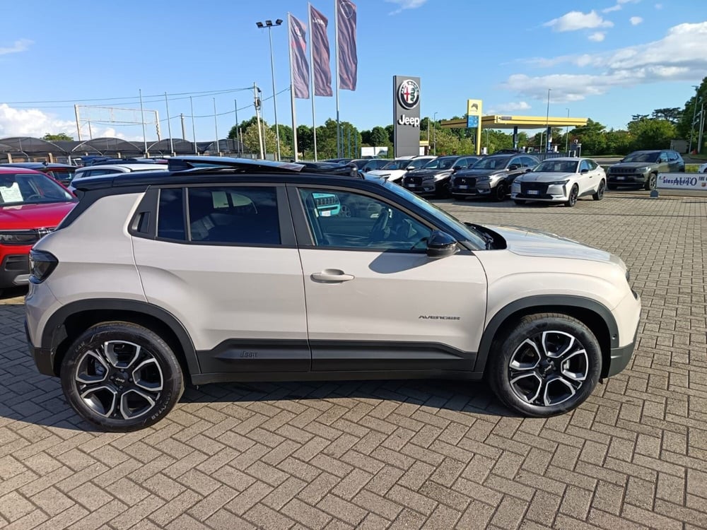 Jeep Avenger nuova a Alessandria (4)