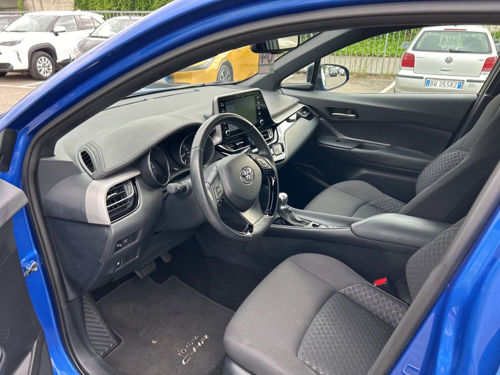 Toyota Toyota C-HR usata a Piacenza (11)