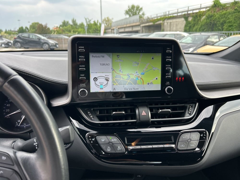 Toyota Toyota C-HR usata a Piacenza (16)