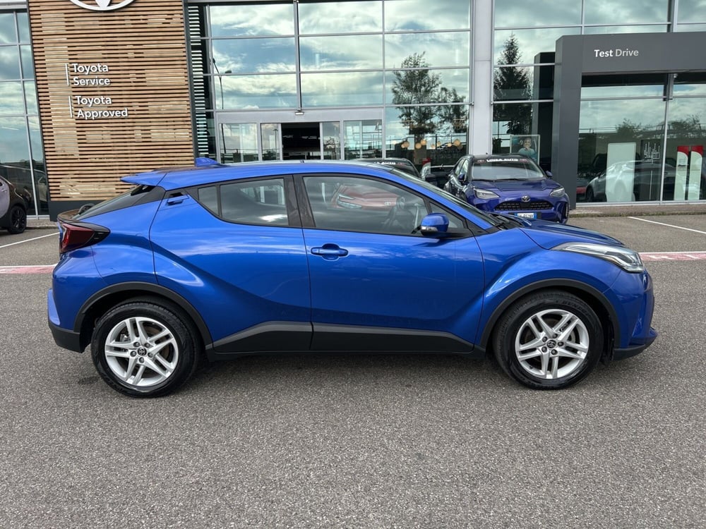 Toyota Toyota C-HR usata a Piacenza (9)