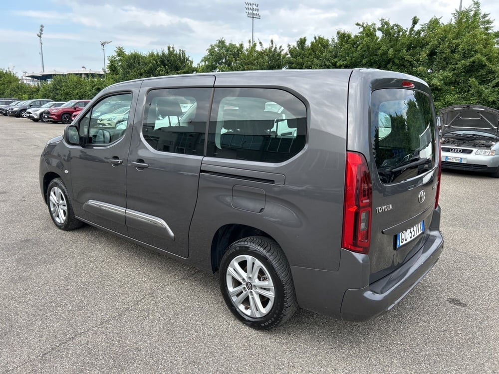 Toyota Proace City Verso usata a Piacenza (4)