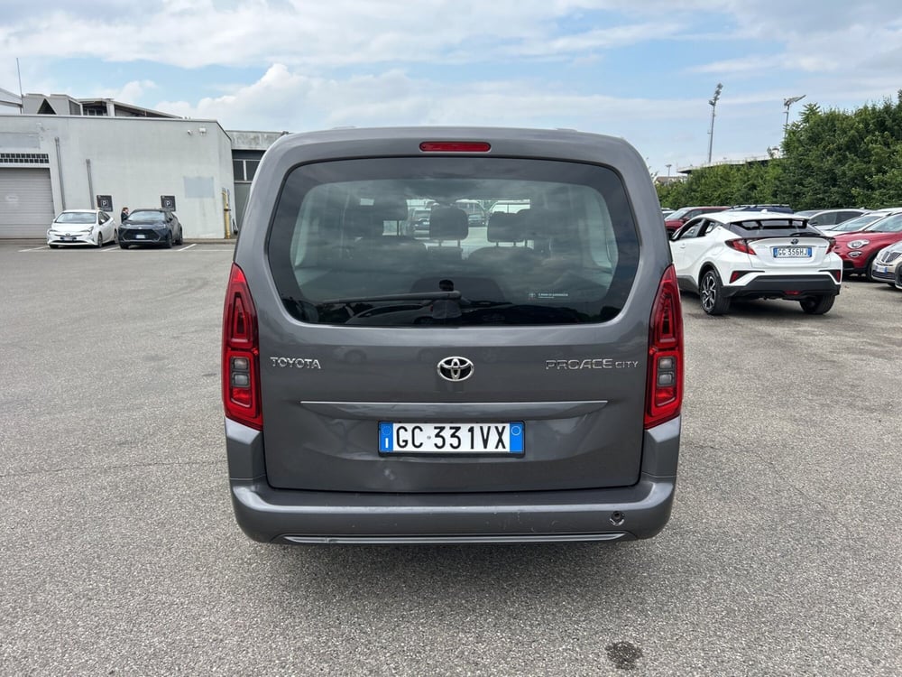 Toyota Proace City Verso usata a Piacenza (5)