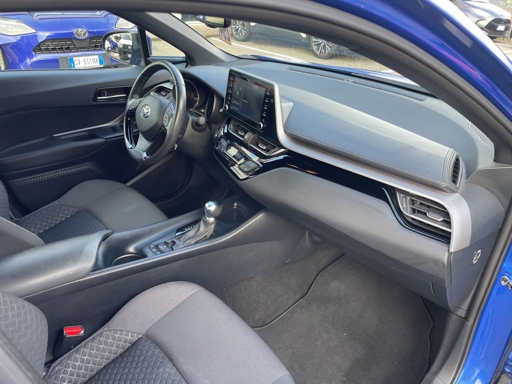 Toyota Toyota C-HR usata a Piacenza (11)