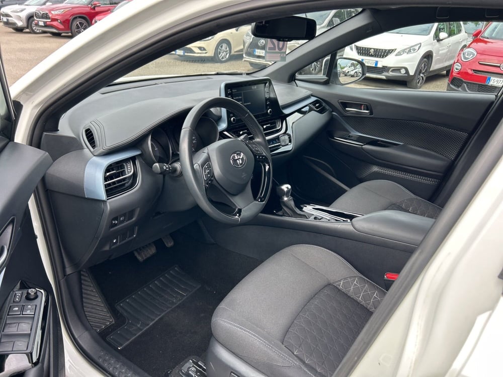 Toyota Toyota C-HR usata a Piacenza (11)