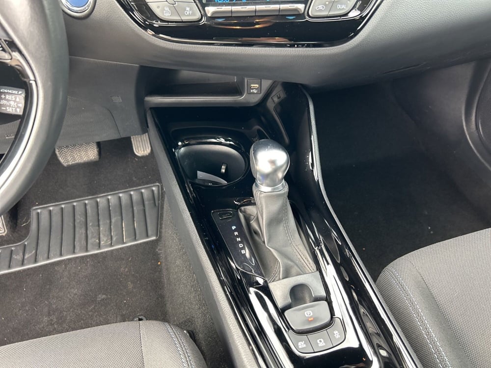 Toyota Toyota C-HR usata a Piacenza (15)