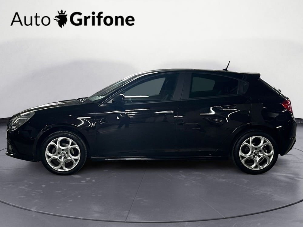 Alfa Romeo Giulietta usata a Modena (5)