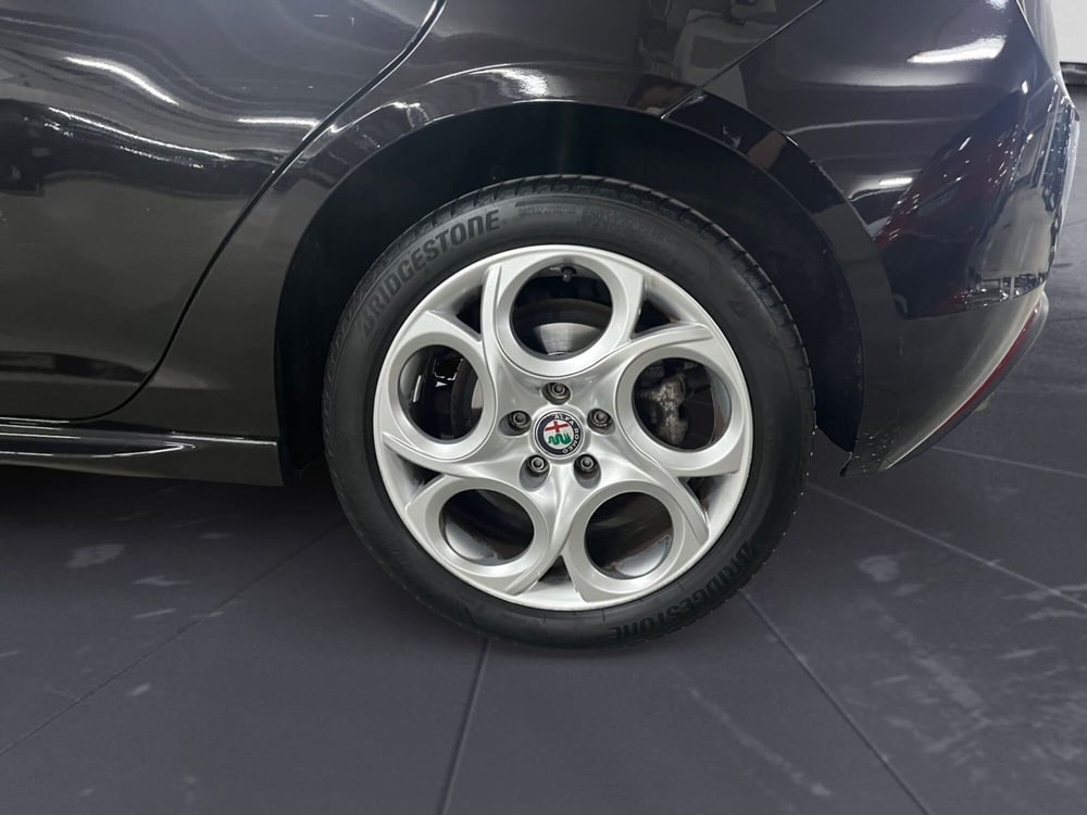 Alfa Romeo Giulietta usata a Modena (8)