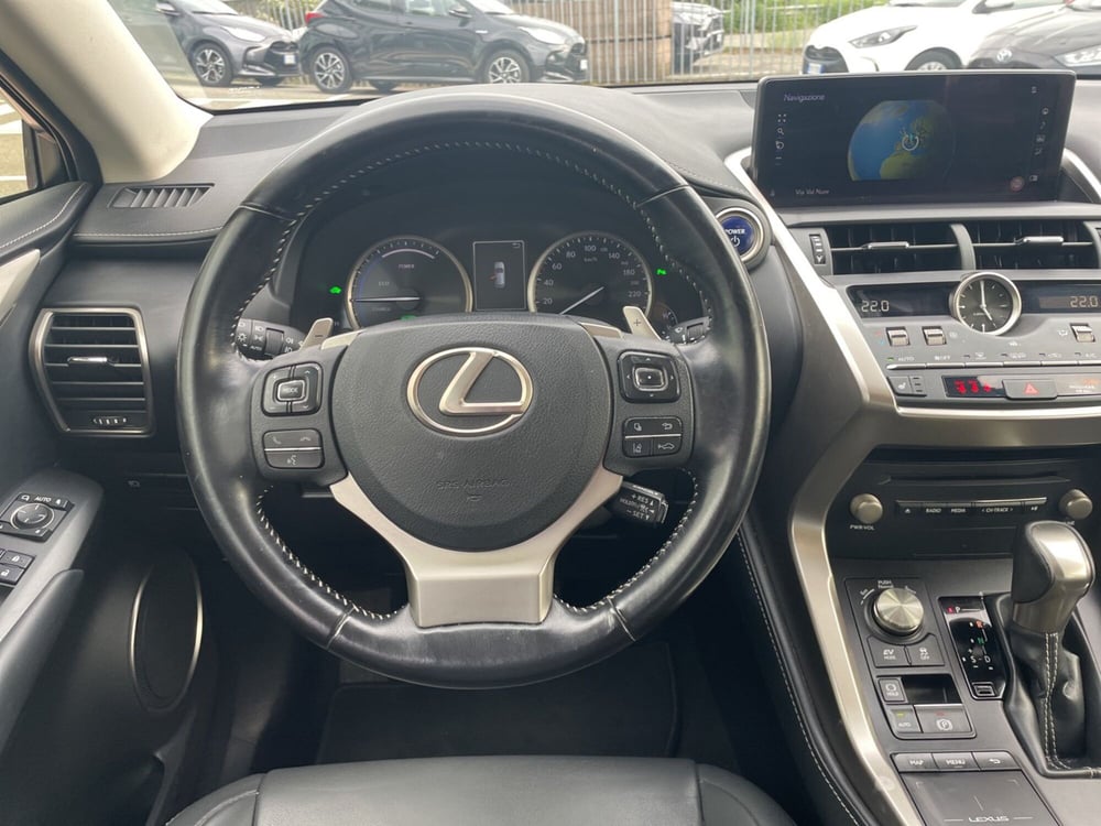Lexus NX usata a Piacenza (14)