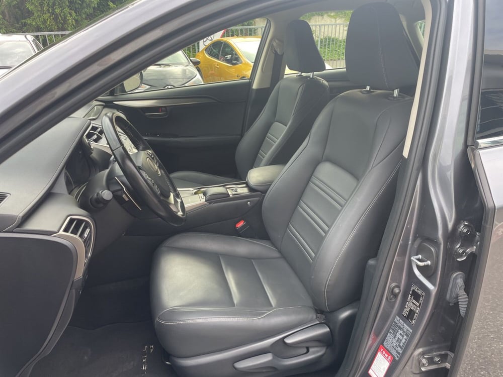 Lexus NX usata a Piacenza (15)