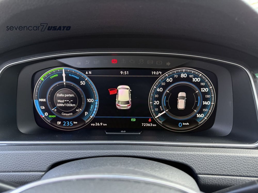 Volkswagen e-Golf usata a Verona (10)
