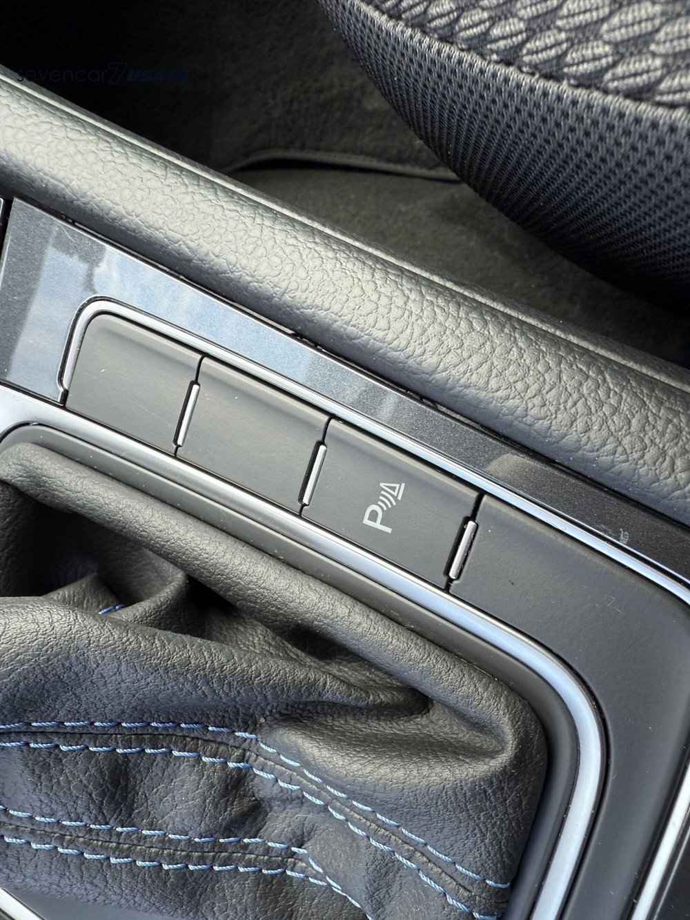 Volkswagen e-Golf usata a Verona (17)