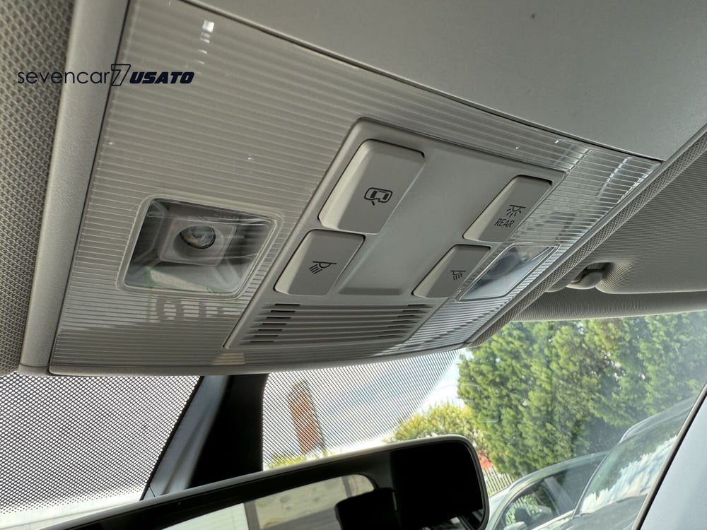 Volkswagen e-Golf usata a Verona (18)