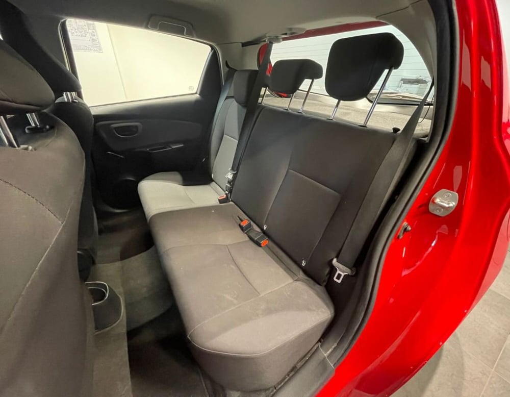 Toyota Yaris usata a Ferrara (7)