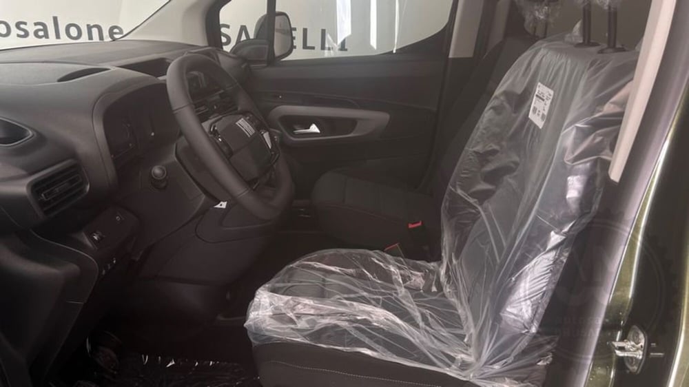 Fiat Doblò nuova a Lecco (14)
