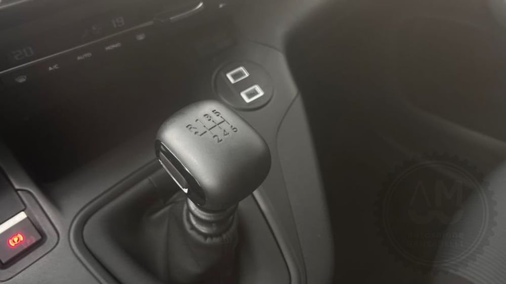 Fiat Doblò nuova a Lecco (17)