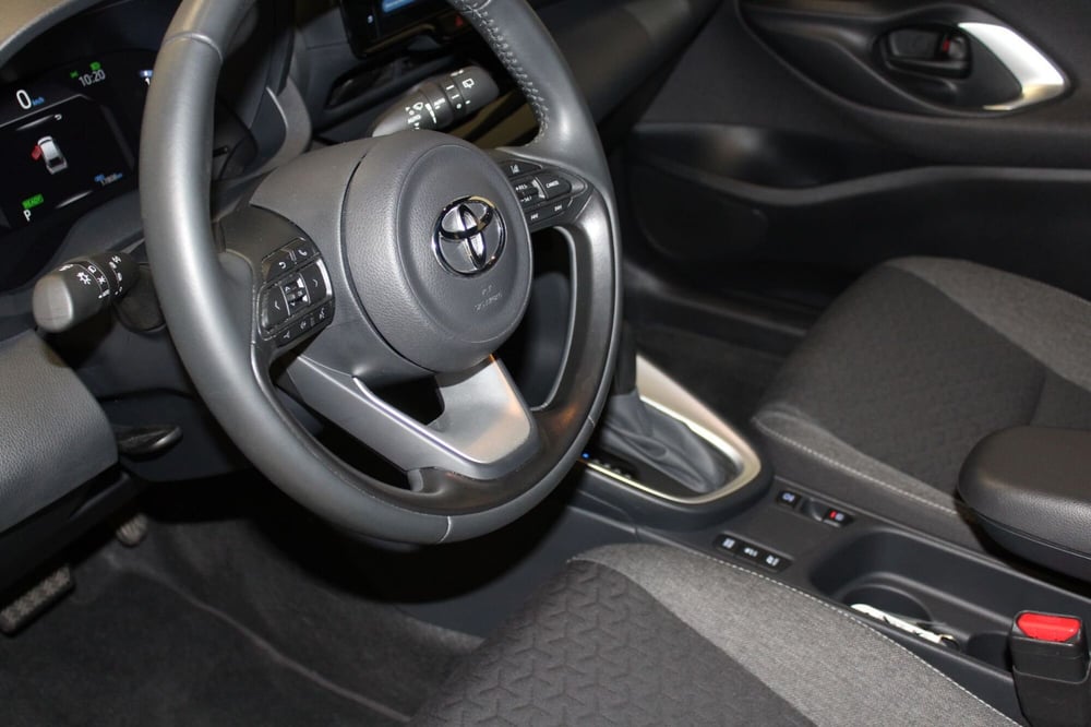 Toyota Yaris Cross usata a Trento (6)