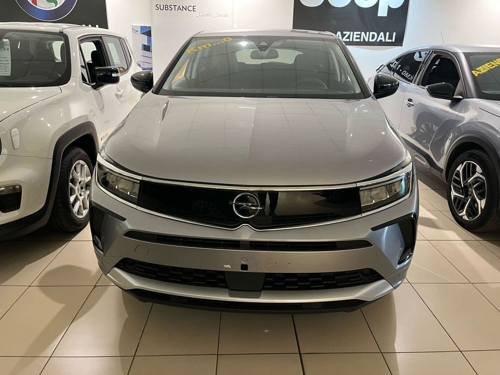 Opel Grandland nuova a Milano (2)