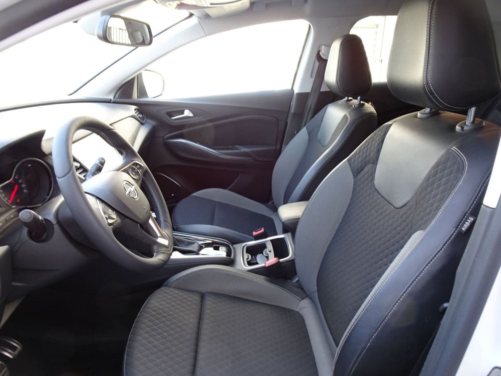 Opel Grandland X usata a Treviso (10)
