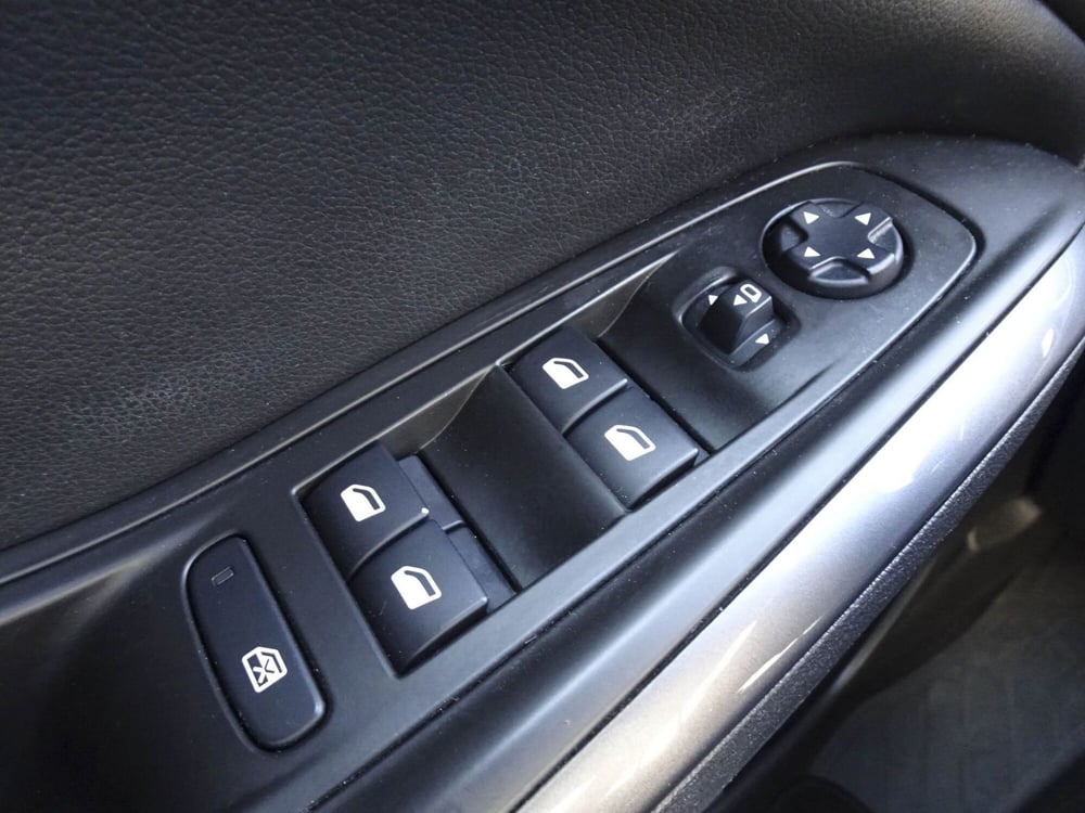 Opel Grandland X usata a Treviso (17)