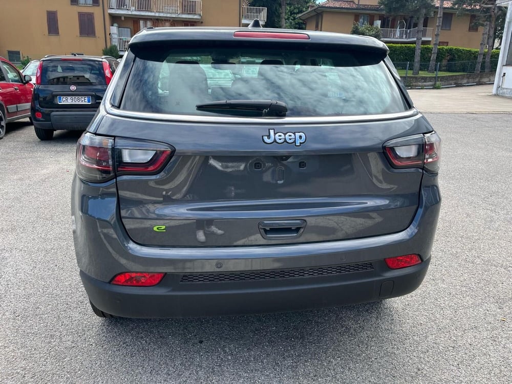 Jeep Compass nuova a Milano (8)