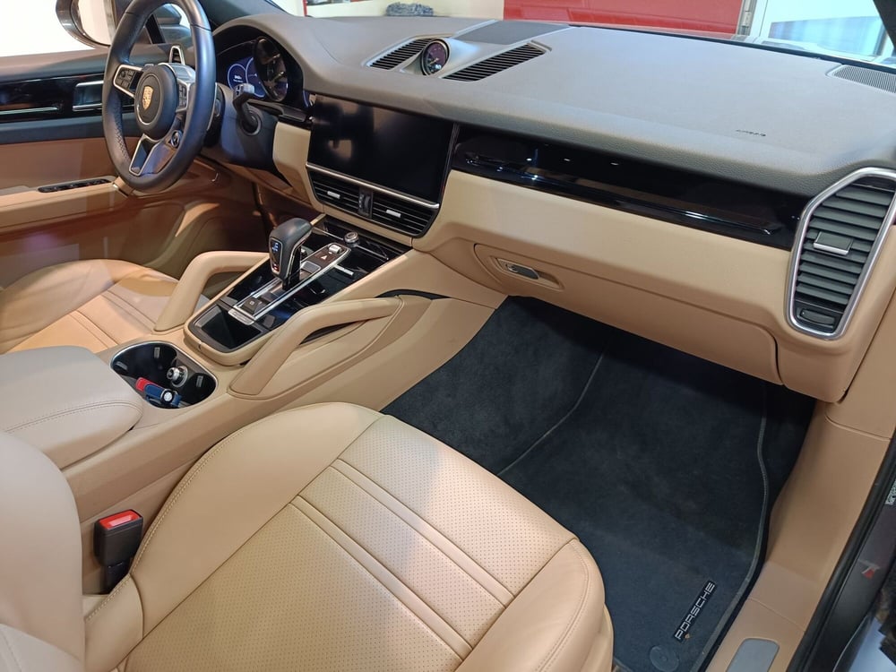 Porsche Cayenne usata a Pistoia (12)
