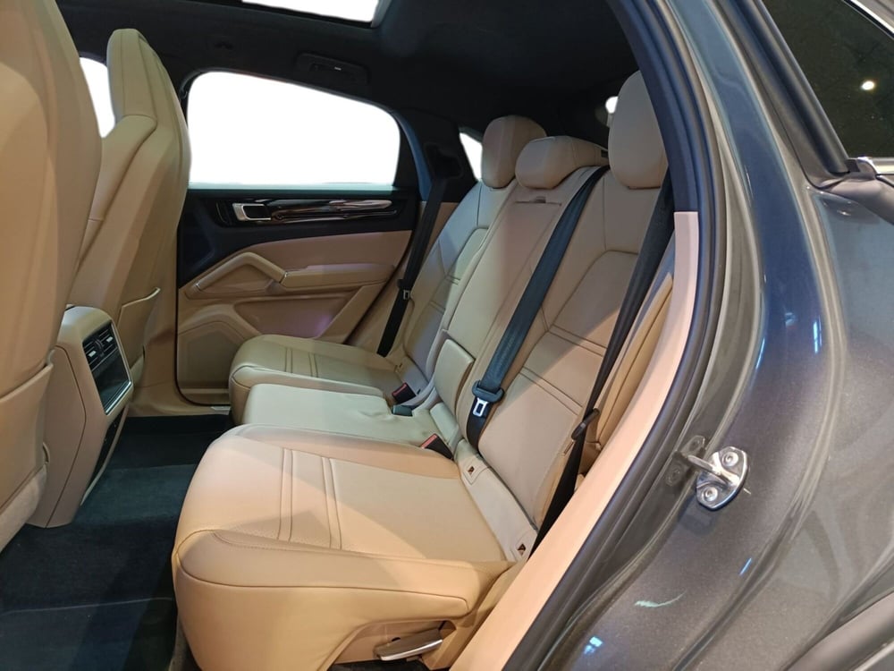 Porsche Cayenne usata a Pistoia (14)