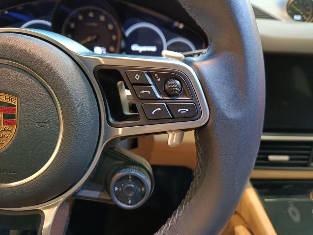 Porsche Cayenne usata a Pistoia (19)