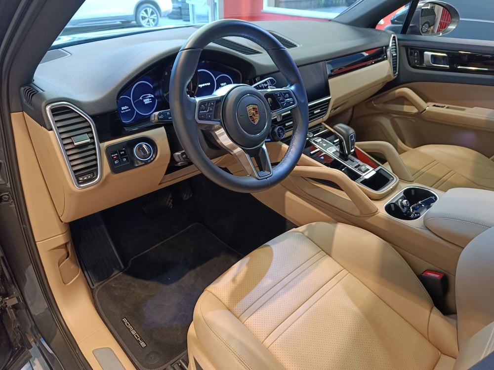 Porsche Cayenne usata a Pistoia (8)