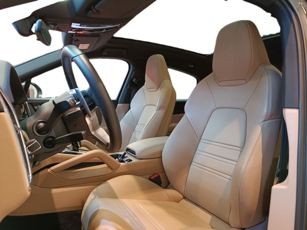 Porsche Cayenne usata a Pistoia (9)