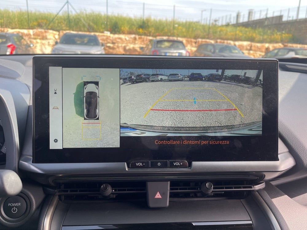 Toyota Toyota C-HR usata a Ragusa (16)