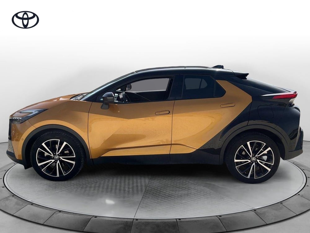 Toyota Toyota C-HR usata a Ragusa (2)