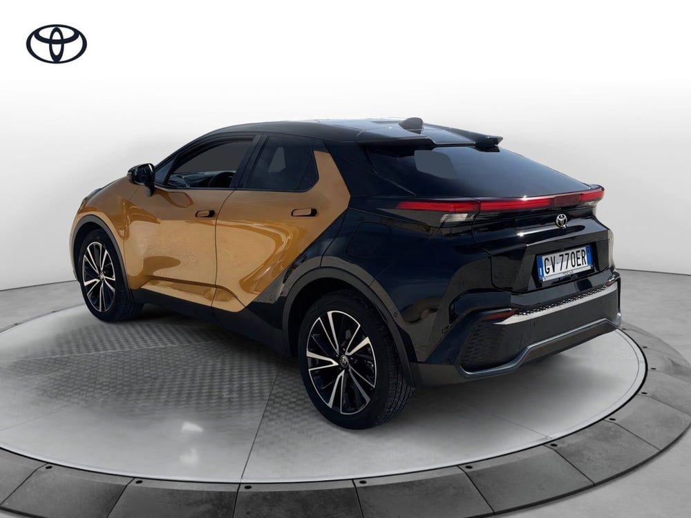 Toyota Toyota C-HR usata a Ragusa (4)
