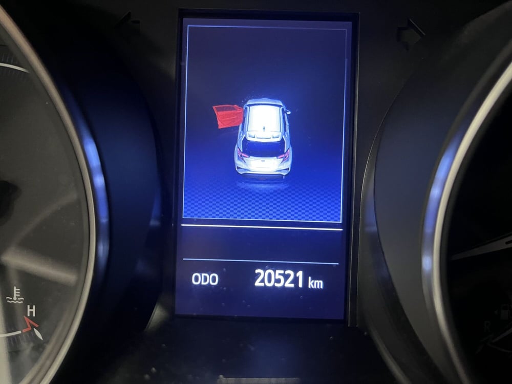 Toyota Toyota C-HR usata a Prato (12)