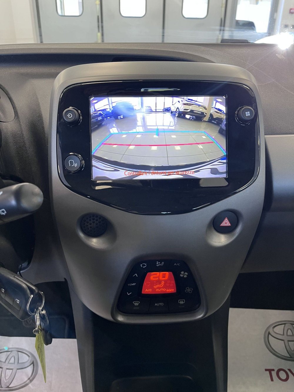 Toyota Aygo usata a Prato (13)
