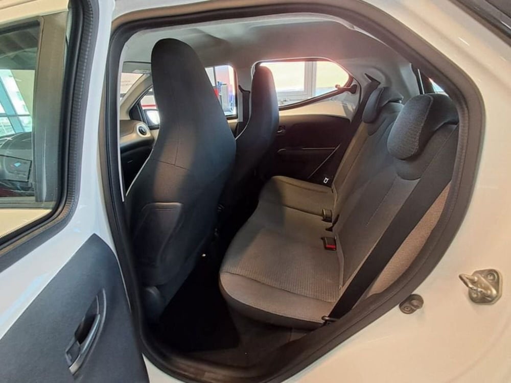 Toyota Aygo usata a Cagliari (12)