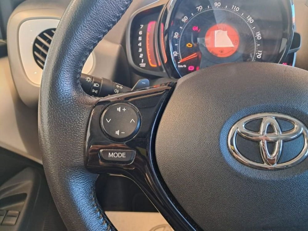 Toyota Aygo usata a Cagliari (14)