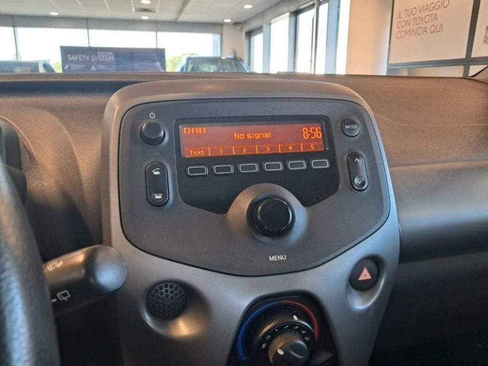 Toyota Aygo usata a Cagliari (18)