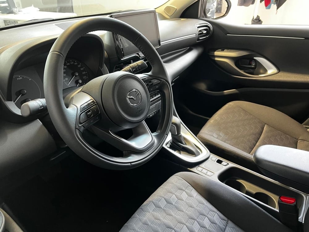 Mazda Mazda2 Hybrid nuova a Cremona (5)