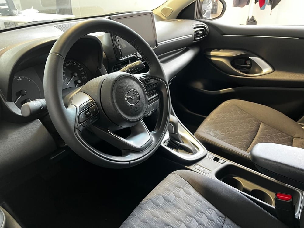 Mazda Mazda2 Hybrid nuova a Cremona (6)
