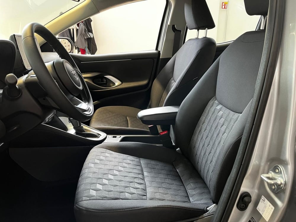 Mazda Mazda2 Hybrid nuova a Cremona (7)
