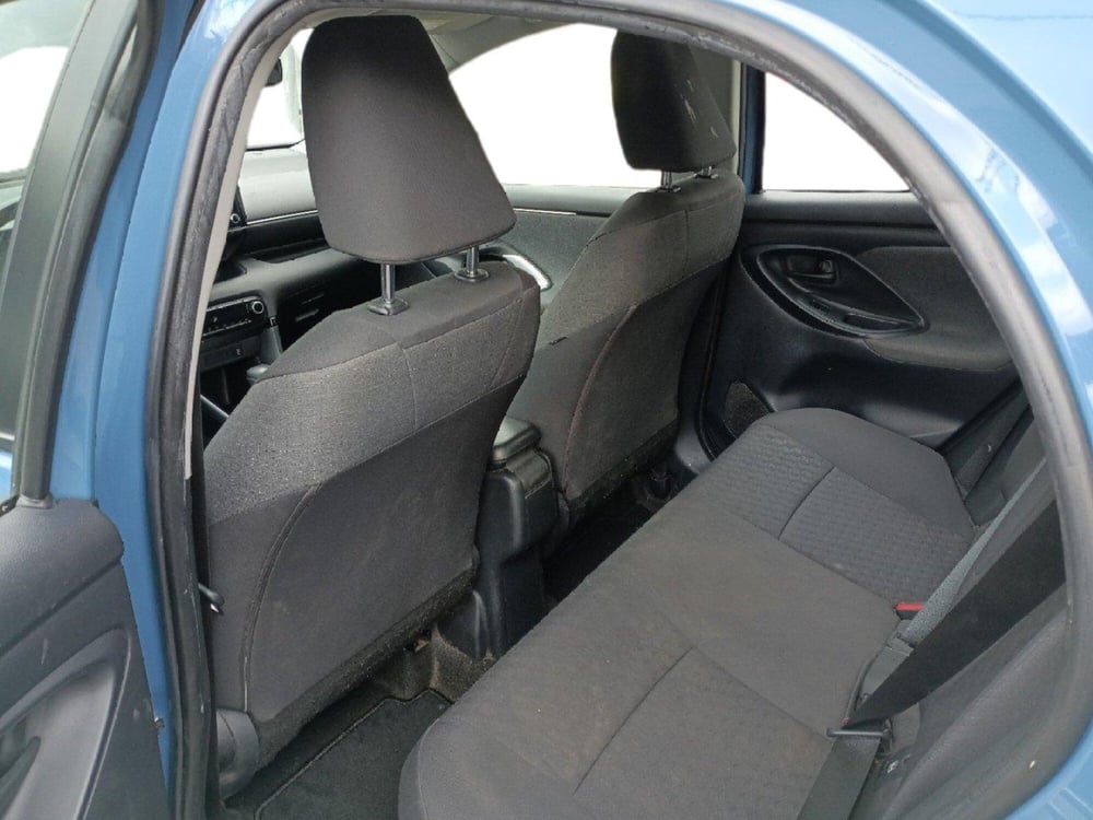 Toyota Yaris usata a Milano (16)